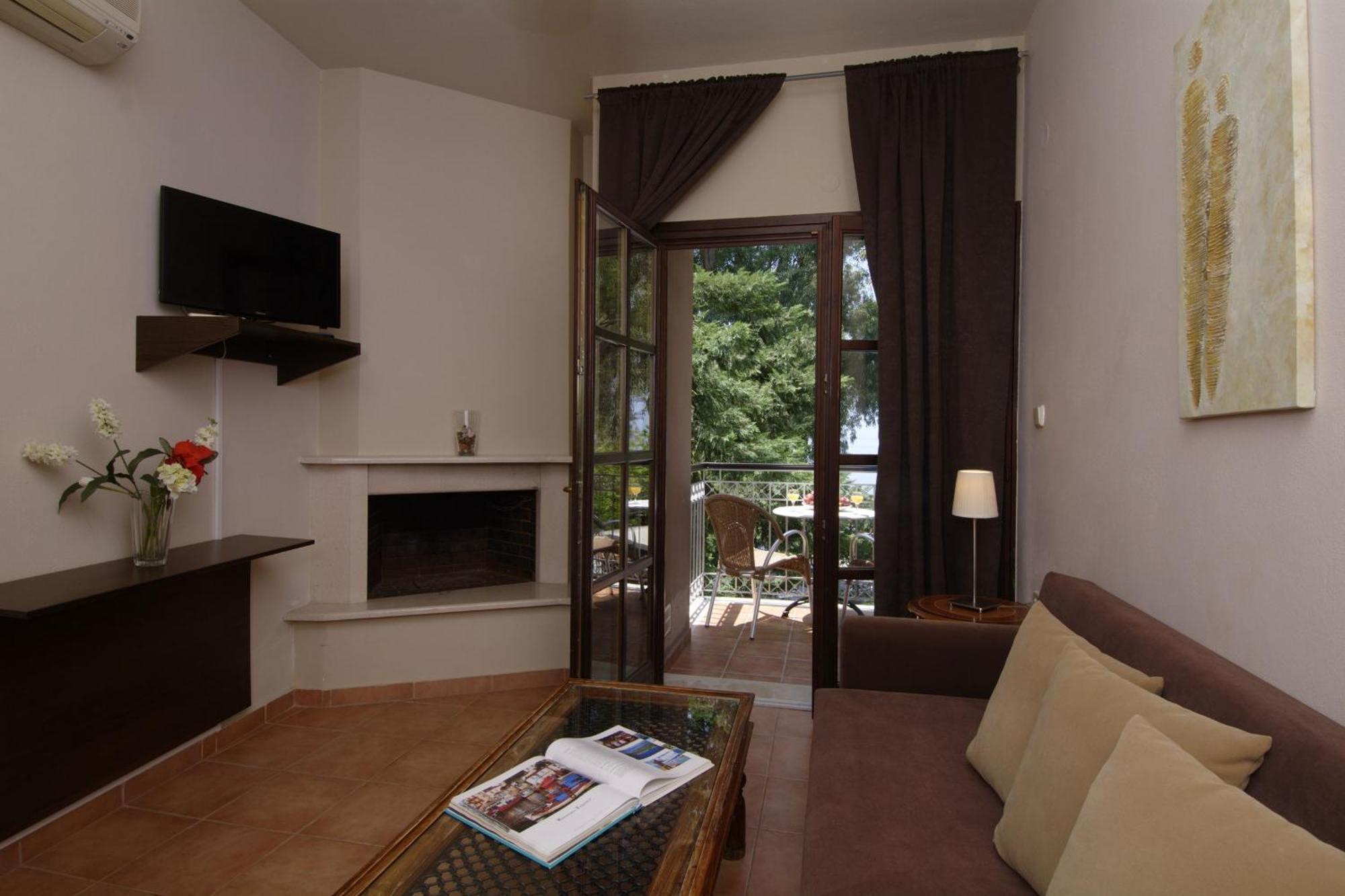 Enalion Hotel Kala Nera Esterno foto
